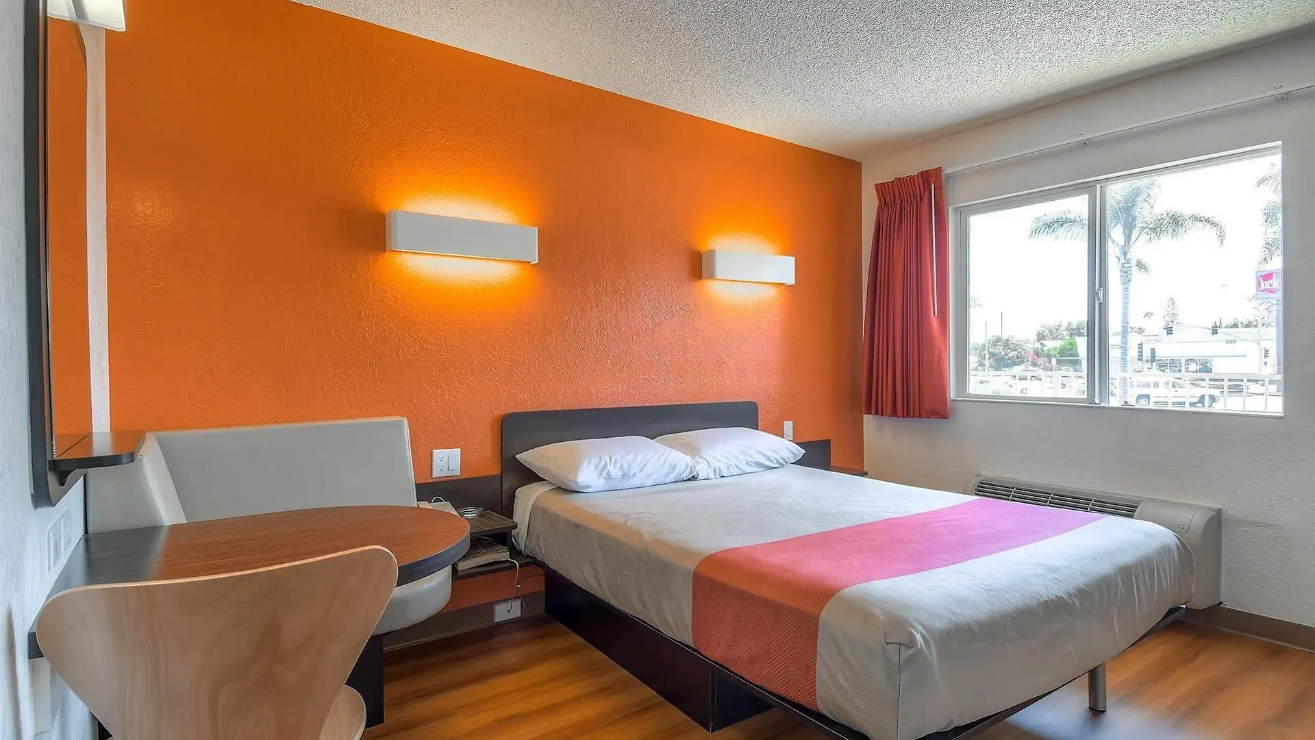 Motel 6-Long Beach, Ca - Los Angeles Hotel
