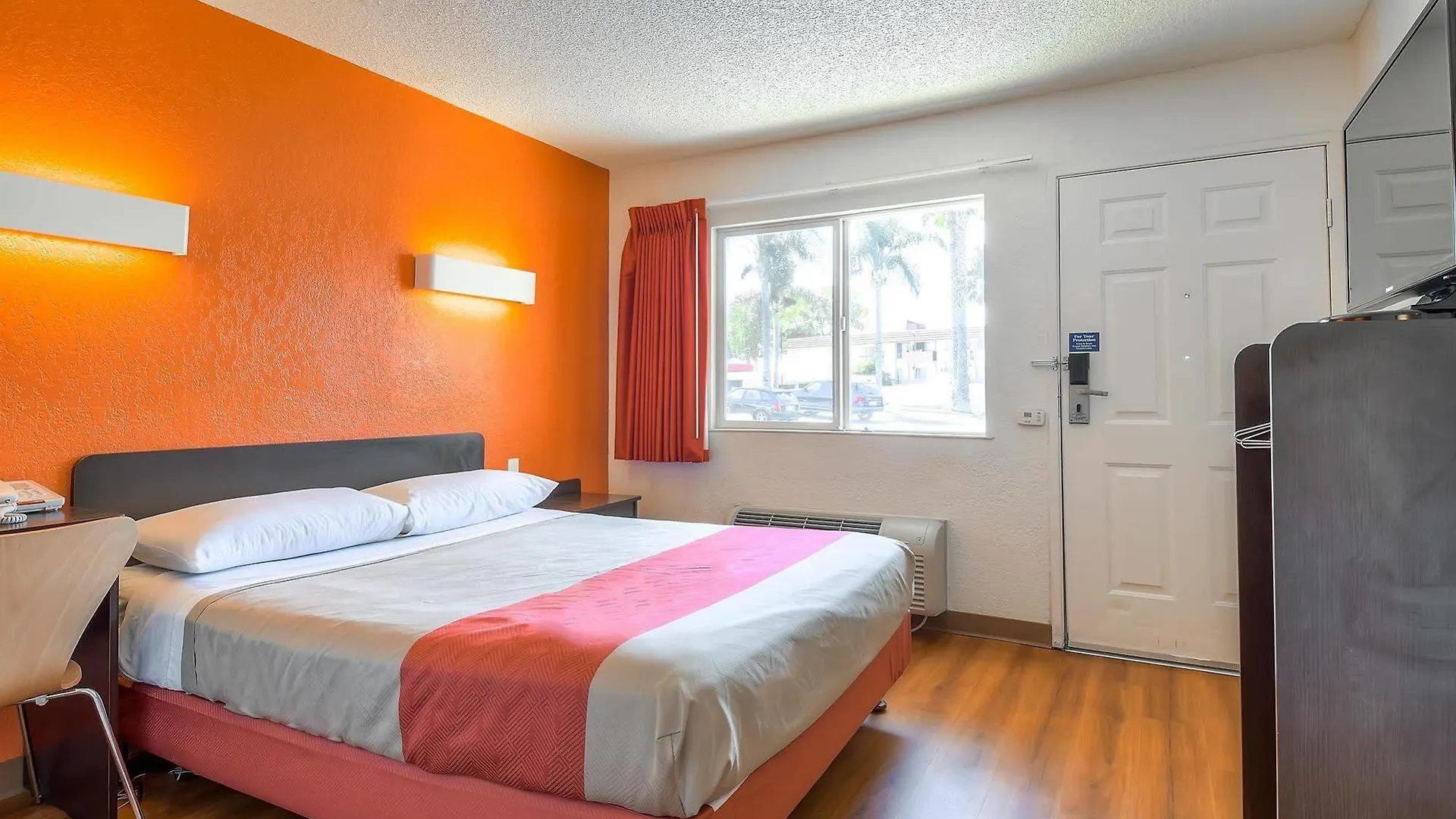 Motel 6-Long Beach, Ca - Los Angeles 2*,